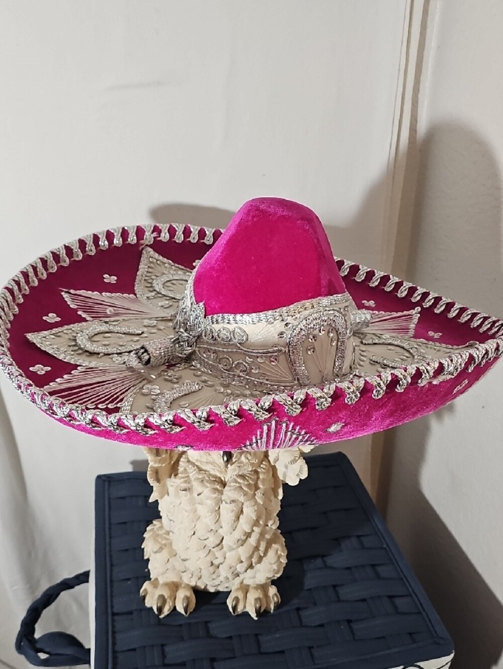 Embroidered Velvet Sombrero Hat - Magenta - Picture 3 of 4